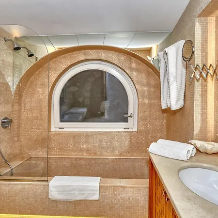 Vila Nicole By My Collection Capri