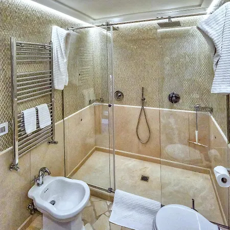 Nicole By My Collection Vila *