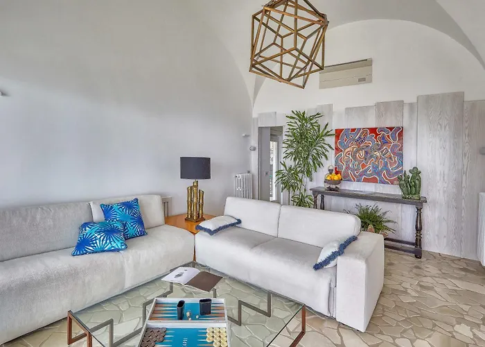 Nicole By My Collection * Capri